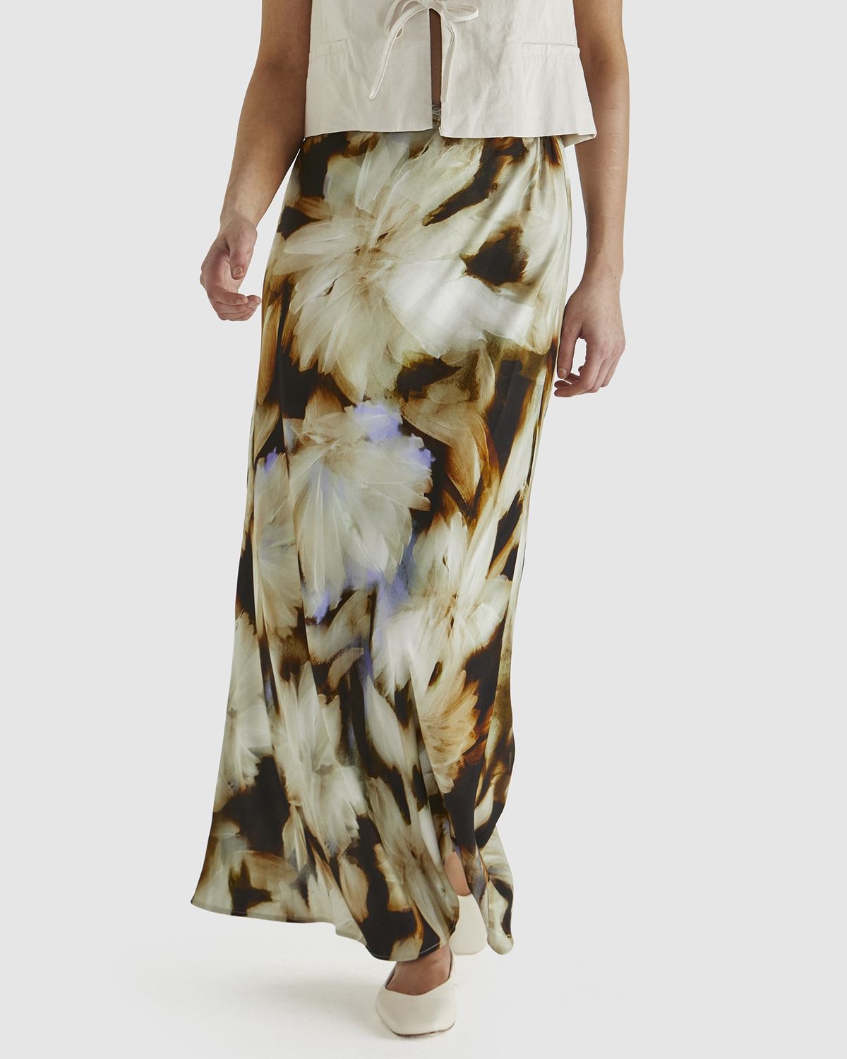 Carmine Skirt