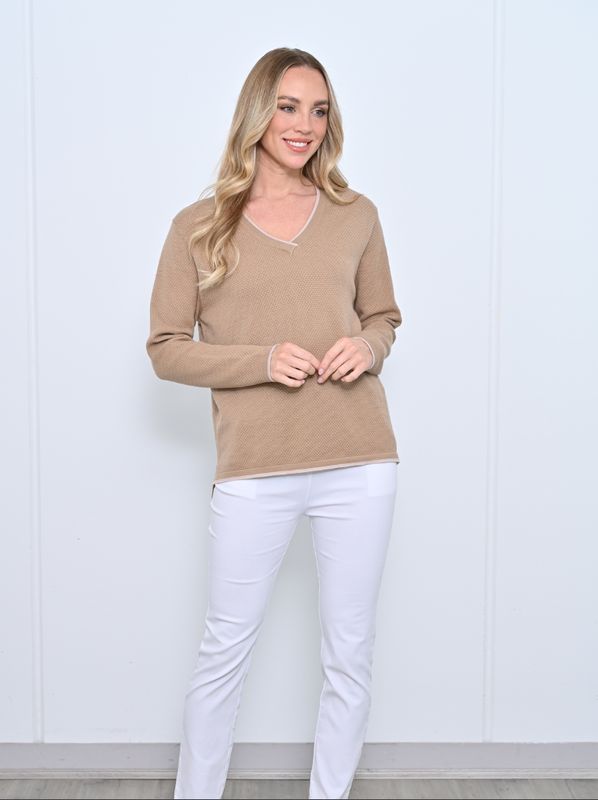 CA260 V- Neck Jumper