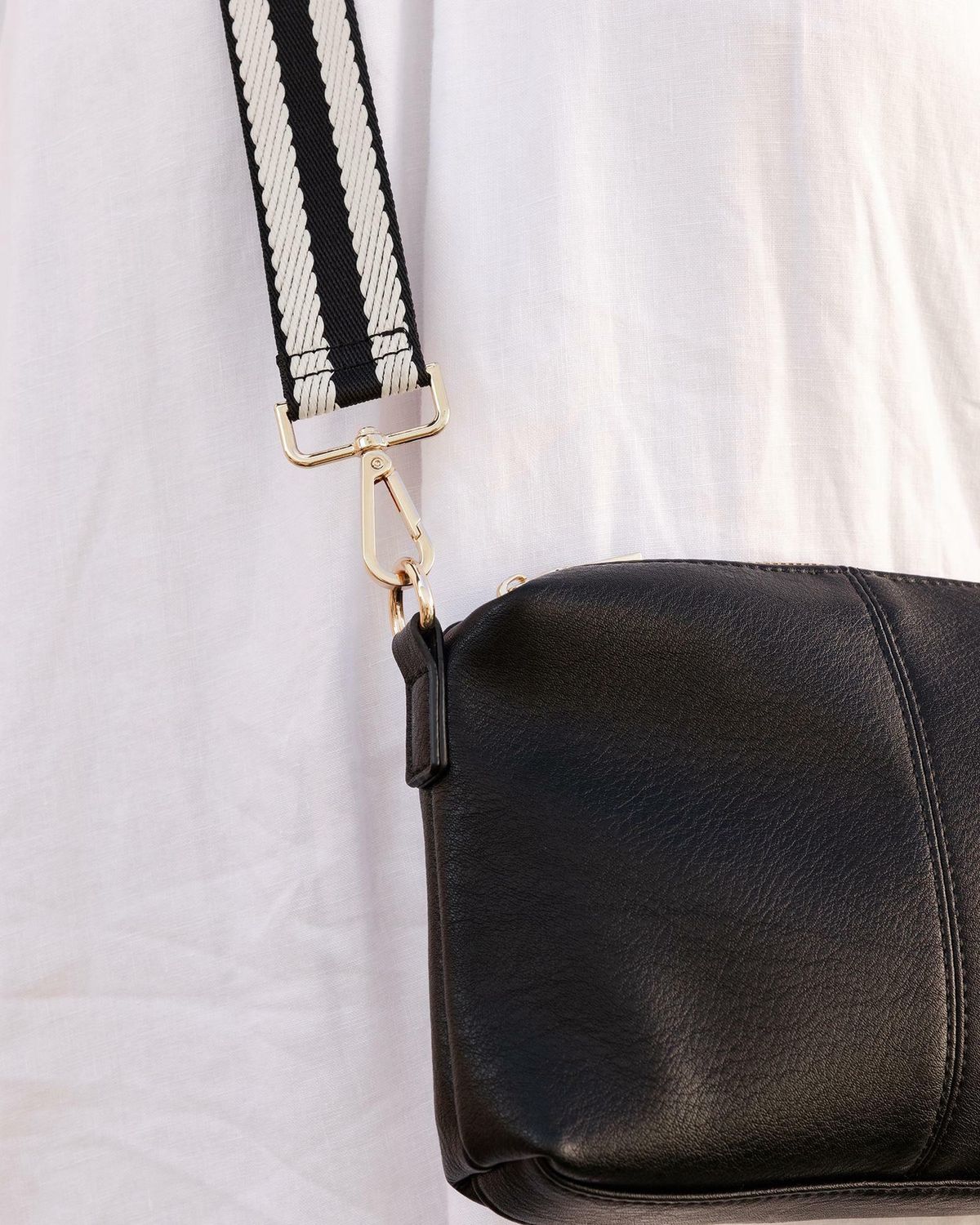 Kasey stripe crossbody bag