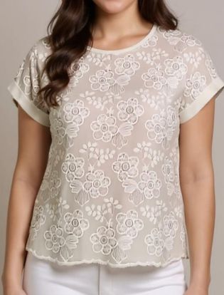 Embroidered front T-shirt CLM548