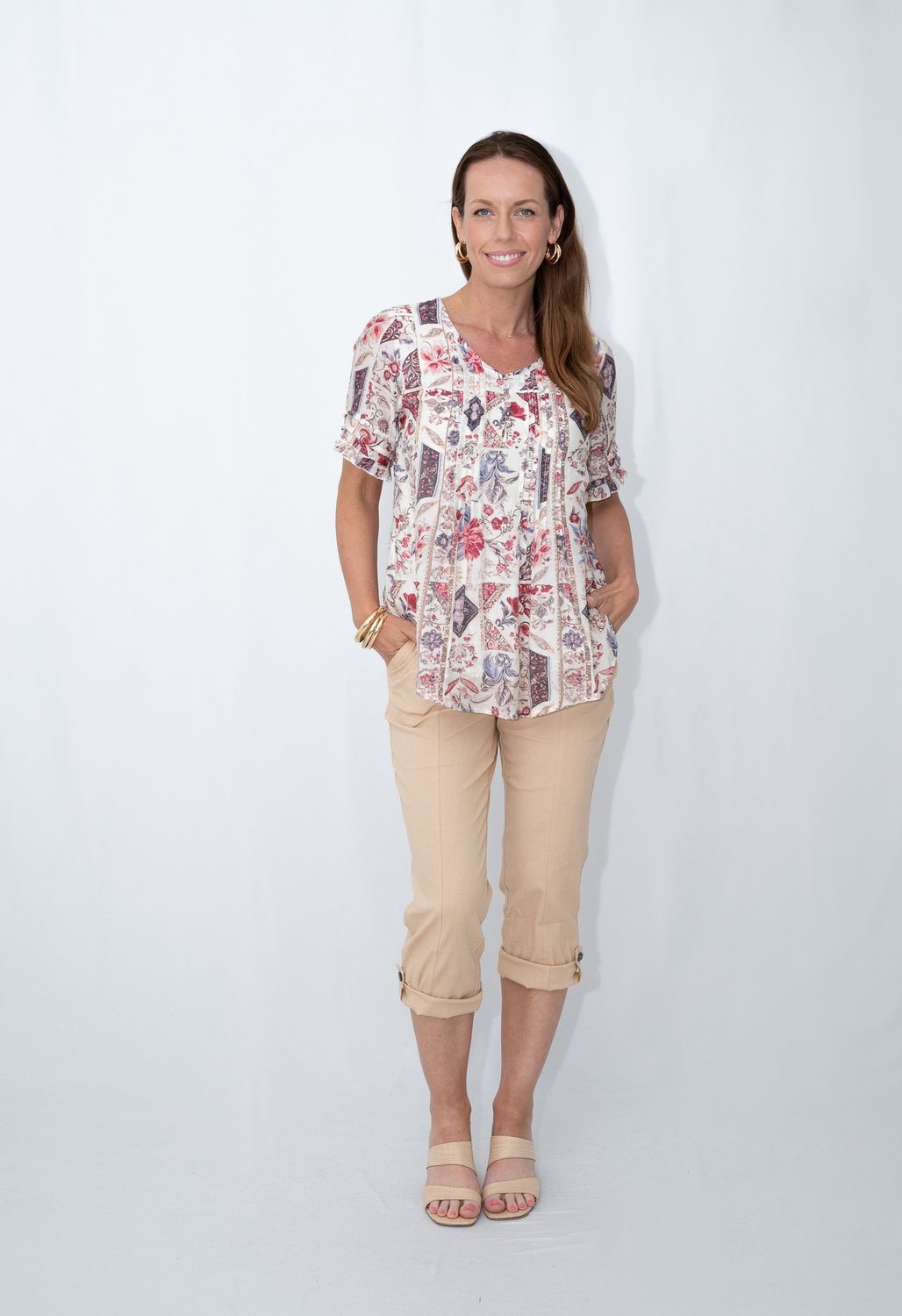 52029B Pleated front top
