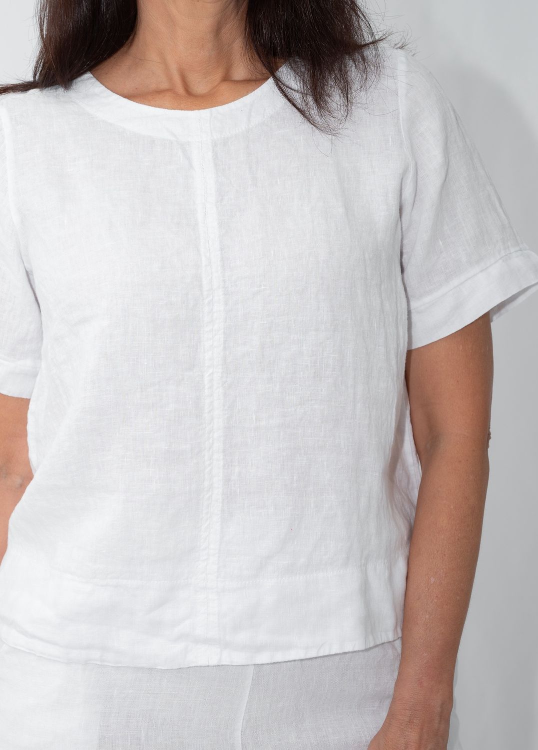 IT1020 Linen Round neck Top