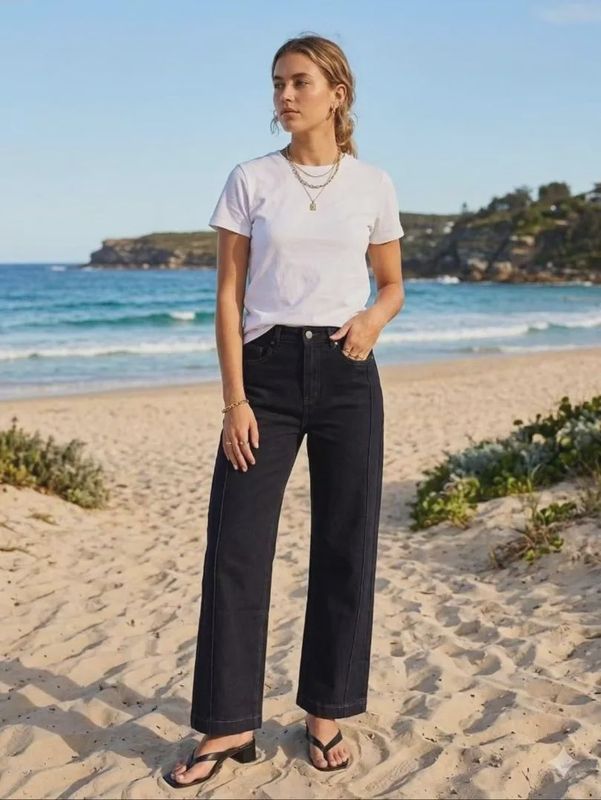 Pleat Luxe Straight Leg Jeans BA067