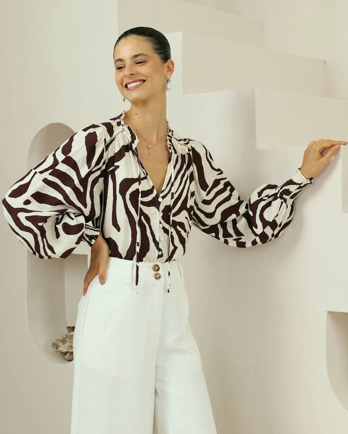 2022572 Mocha print Top