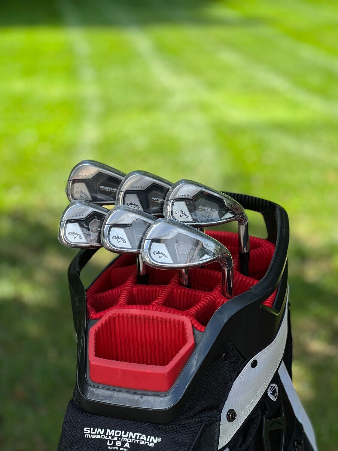 thumbnail image 2 of Left Handed Callaway Rogue ST Max OS Iron Set - 5-PW, AW, SW - Steel Regular Shaft 2 of 6