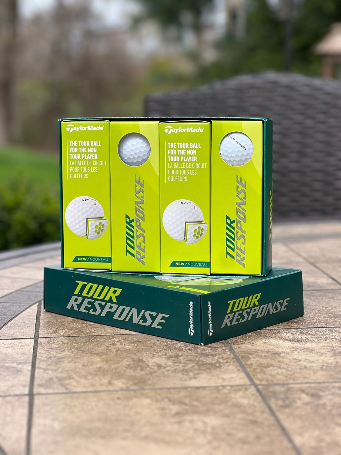 Taylormade Tour Response Golf Balls (1 Dozen)