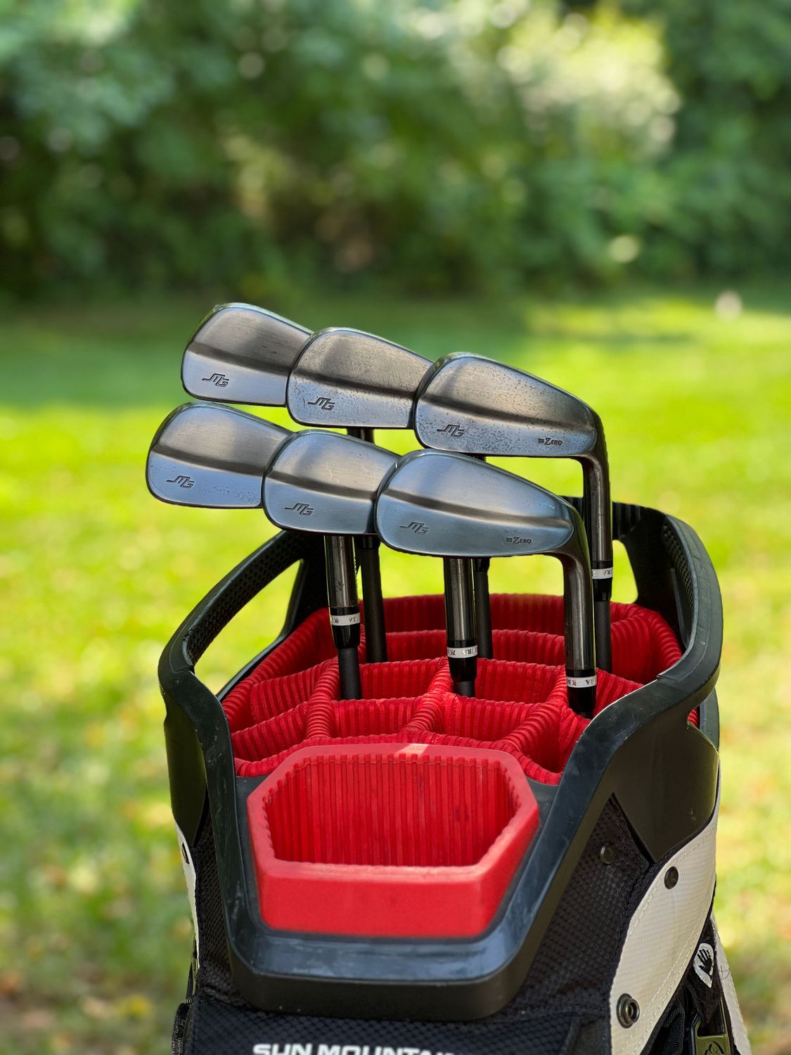 Miura TB Zero Black iron set