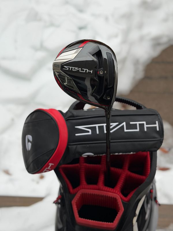 Taylormade Stealth Plus Driver 9.0º