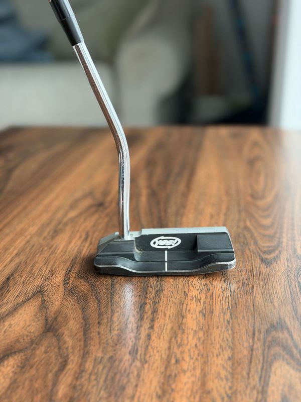 Yes! Donna C-Groove Putter w/ BGT Stability Shaft