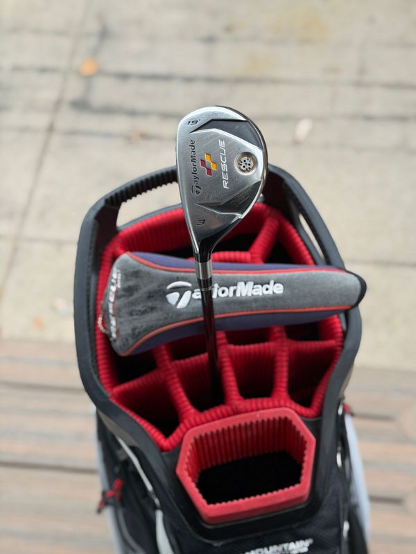 Left Handed Taylormade Rescue 3