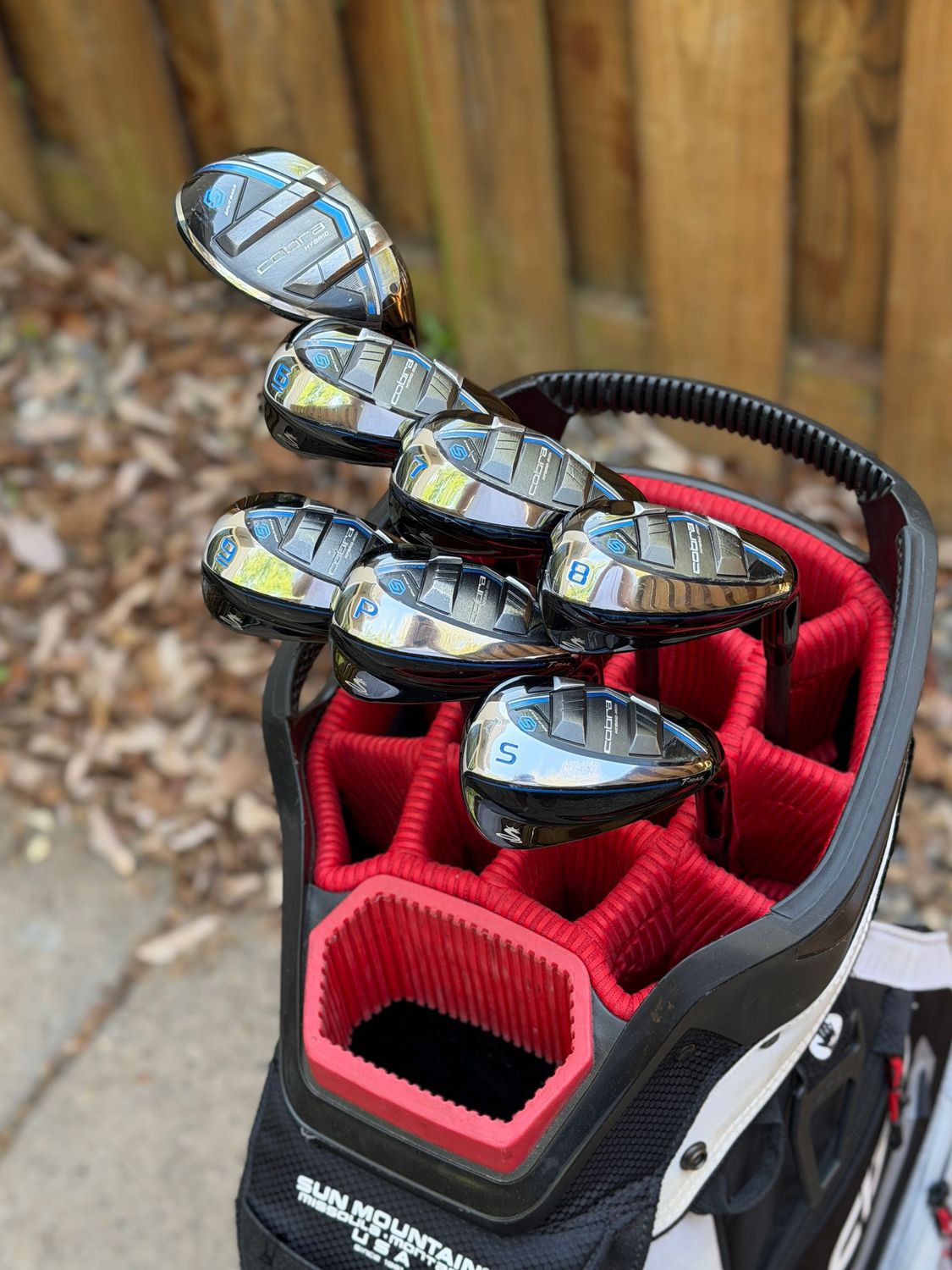 Cobra T-Rail Hybrid Iron Set Cobra T-Rail Hybrid Iron Set