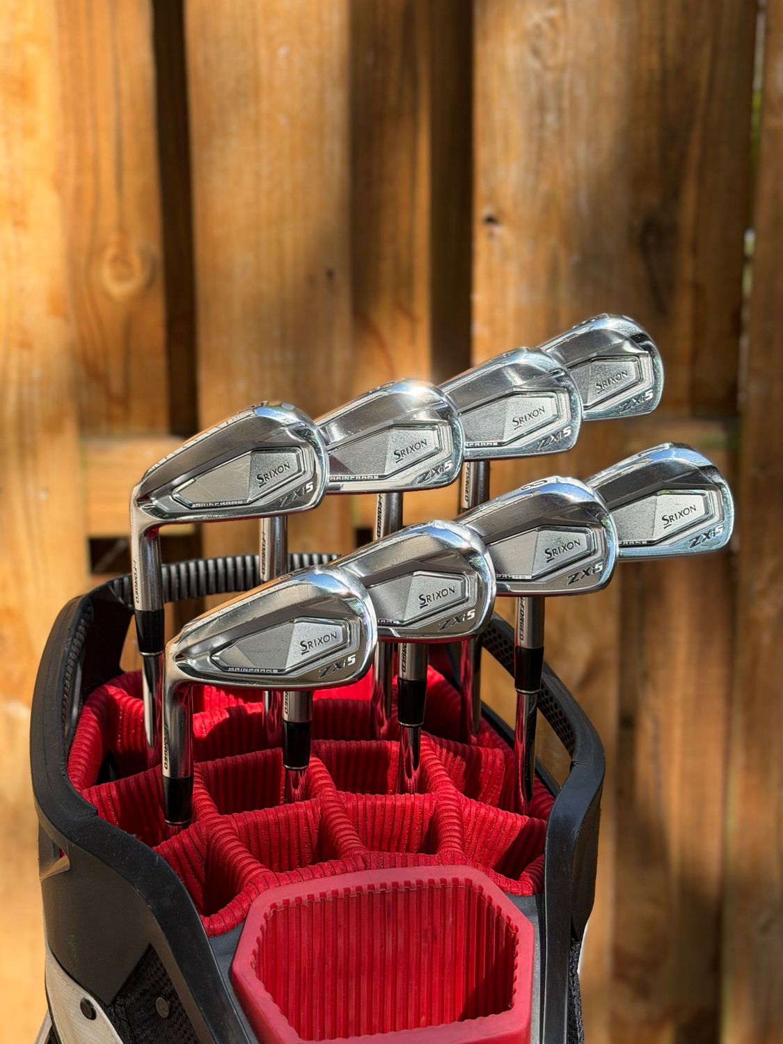 Left Handed Srixon Zxi5 Iron Set (3-PW) Left Handed Srixon Zxi5 Iron Set (3-PW)