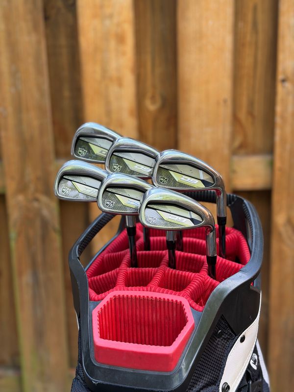 Wilson Staff D9 Iron Set