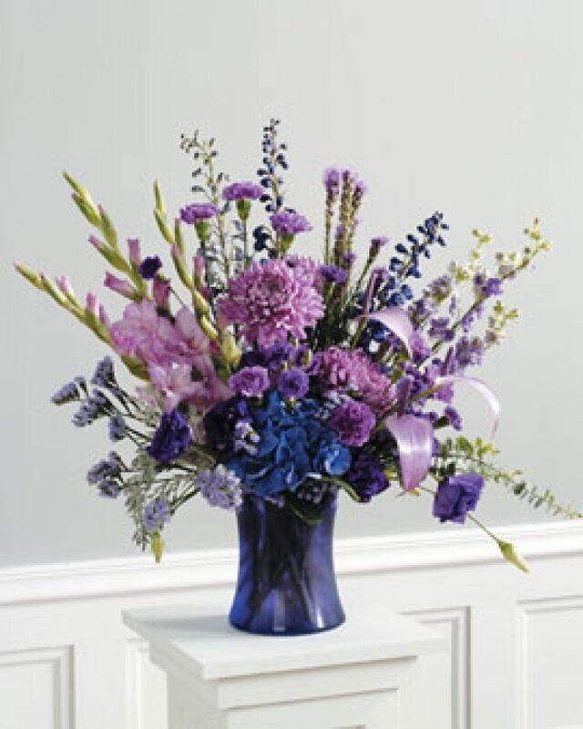 Glass Vase Arrangement 12
