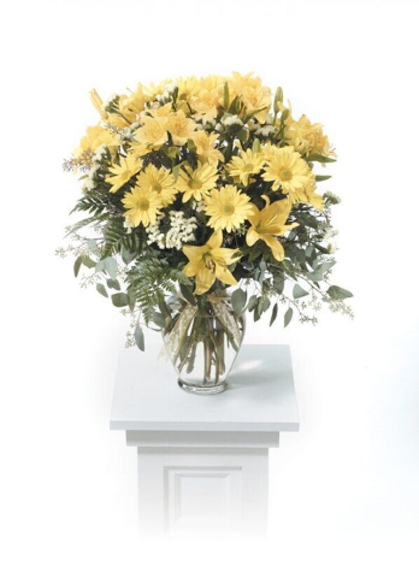 Glass Vase Arrangement 17