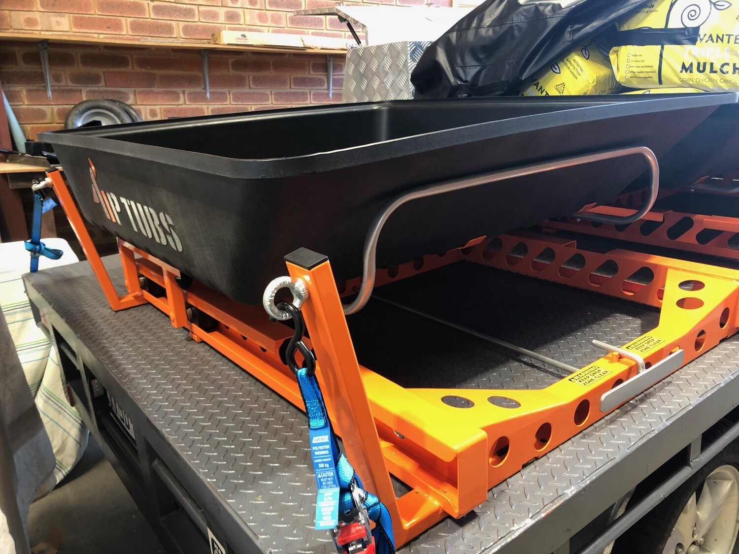 Tip Tub Flat Top/Trailer Model