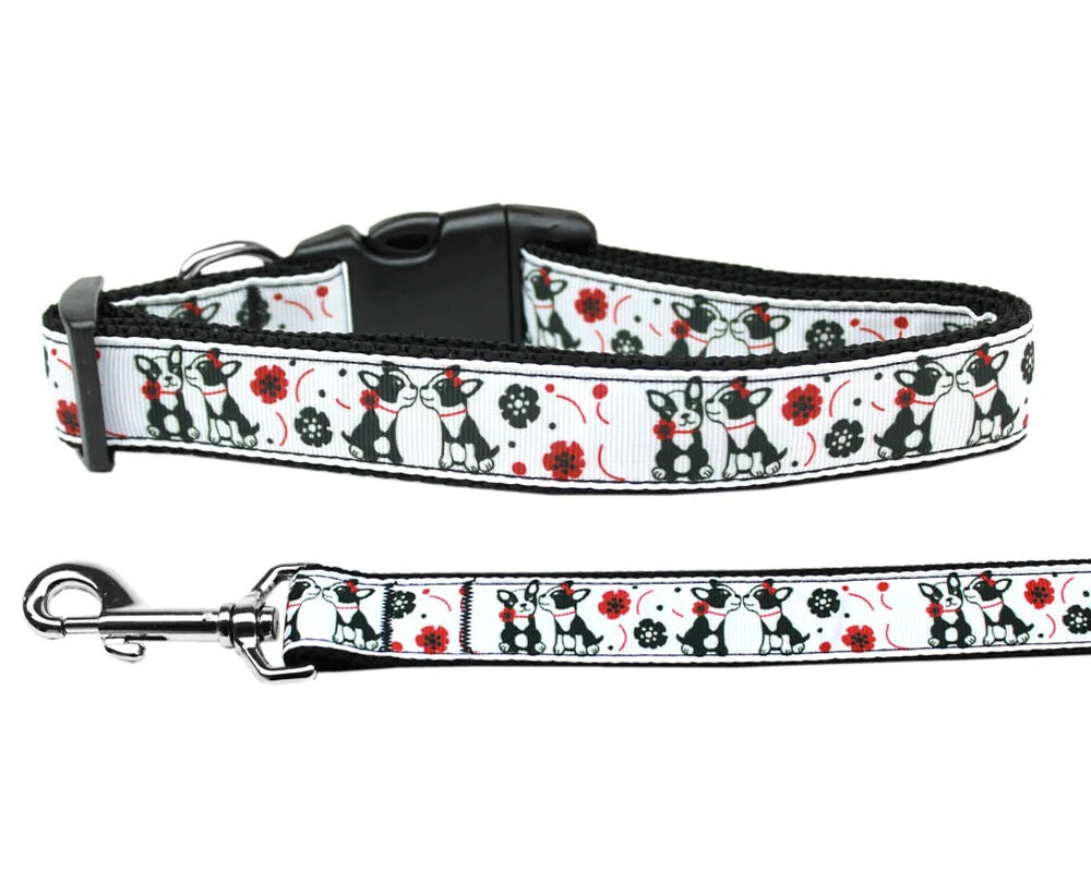 &quot;Doggie Love&quot; Small to XLarge Nylon Dog Cat Nylon Collar And/or Leash