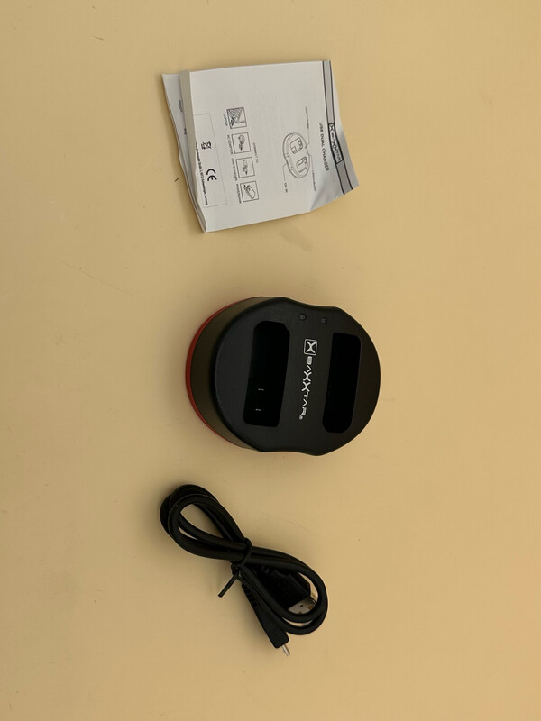 Baxxtar USB Dual Twin Port Akku Ladegerät für Leica V-LUX 4, 5, Auto Cut-off -