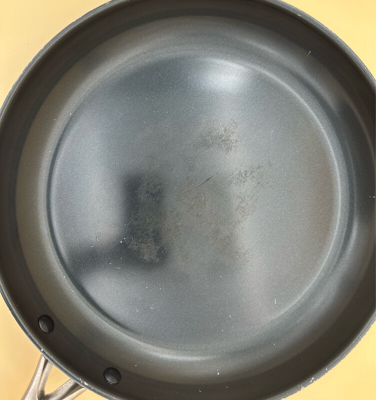 Blue Diamond Induktionsbratpfanne, Keramik, beschichtet Durchmesser 32cm / leichte Gebrauchsspuren Blue Diamond Induktionsbratpfanne, Keramik, beschichtet Durchmesser 32cm / leichte Gebrauchsspuren