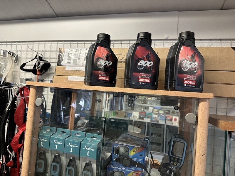 Paramotor Motul 800 1ltr  Oil 2 stoke  100% Synthetic