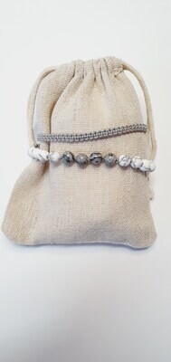 Edelsteinarmband aus Howolith und Picasso Jaspis Edelsteinarmband aus Howolith und Picasso Jaspis