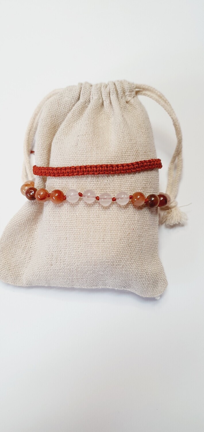Edelsteinarmband aus Quarz und Rosenquarz