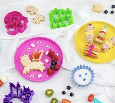 Sandwich cutters and accessories