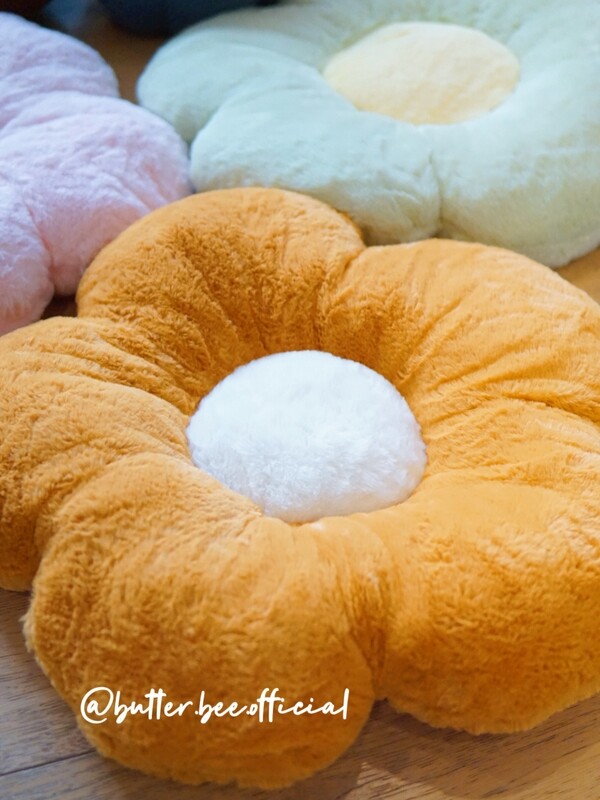 Aesthetic Flower Pillow - Brown