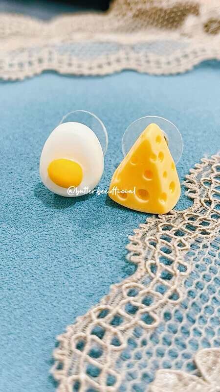 Cheesy Eggy Earrings - White &amp; Yellow