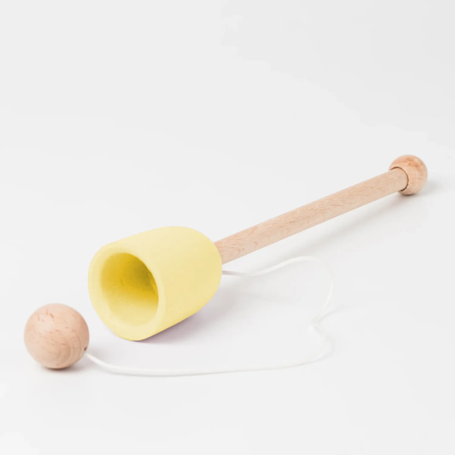 Me and Mine | Cup Ball Geel