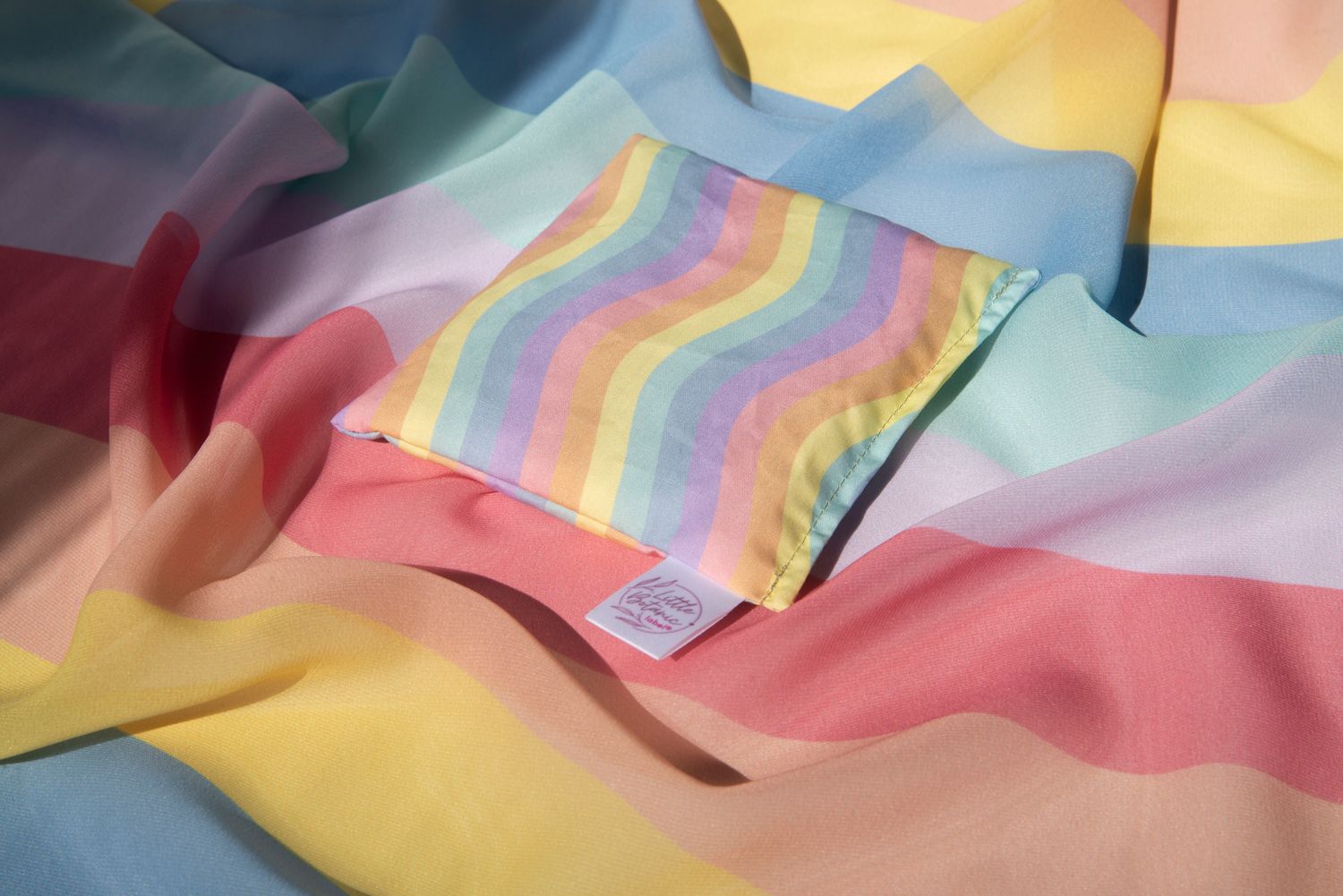 Little Botanic Label | Playcycle Speeldoek Large | Pastel Waves