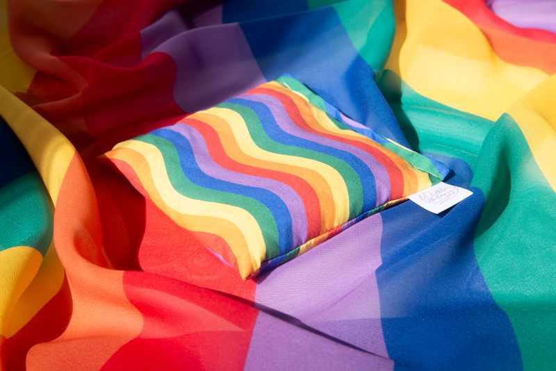 Little Botanic Label | Playcycle Speeldoek Large | Regenboog Waves