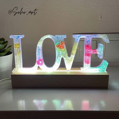 LETRERO LOVE💜 LILA