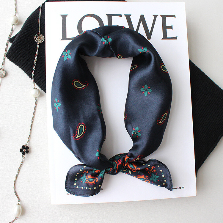 Women's Stylish 100% silk scarf fashion Statement 