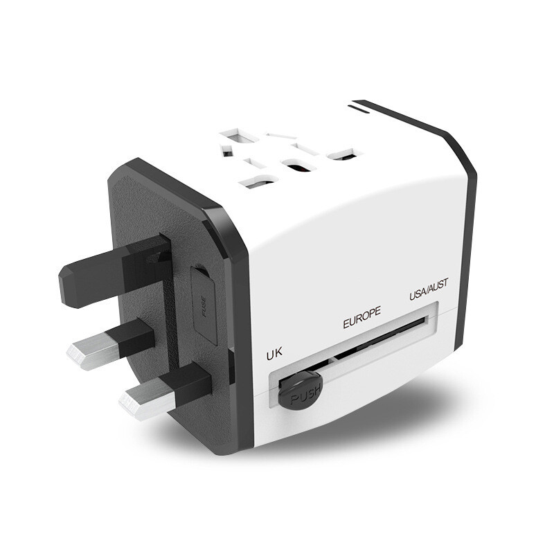 High Quality Universal Electrical Outlet Conversion Socket with Dual USB Charger
