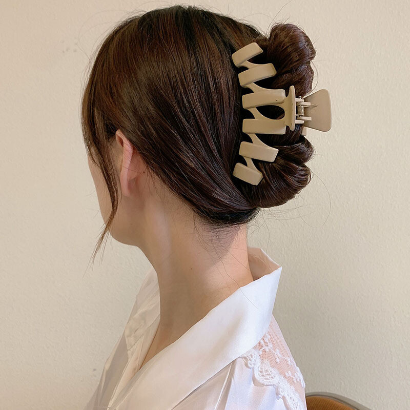 New Big Hair Clip Retro Simple Hair Clip Women