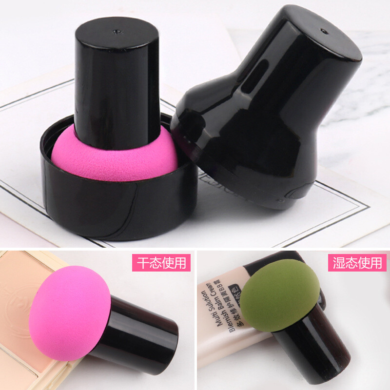Mushroom head beauty blender sponge