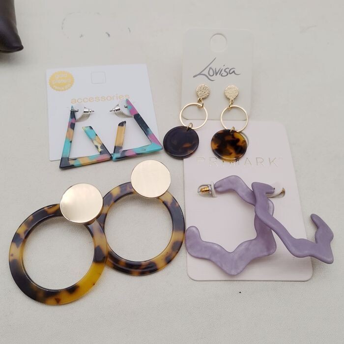 Beautiful  Versatile  Simple Earrings