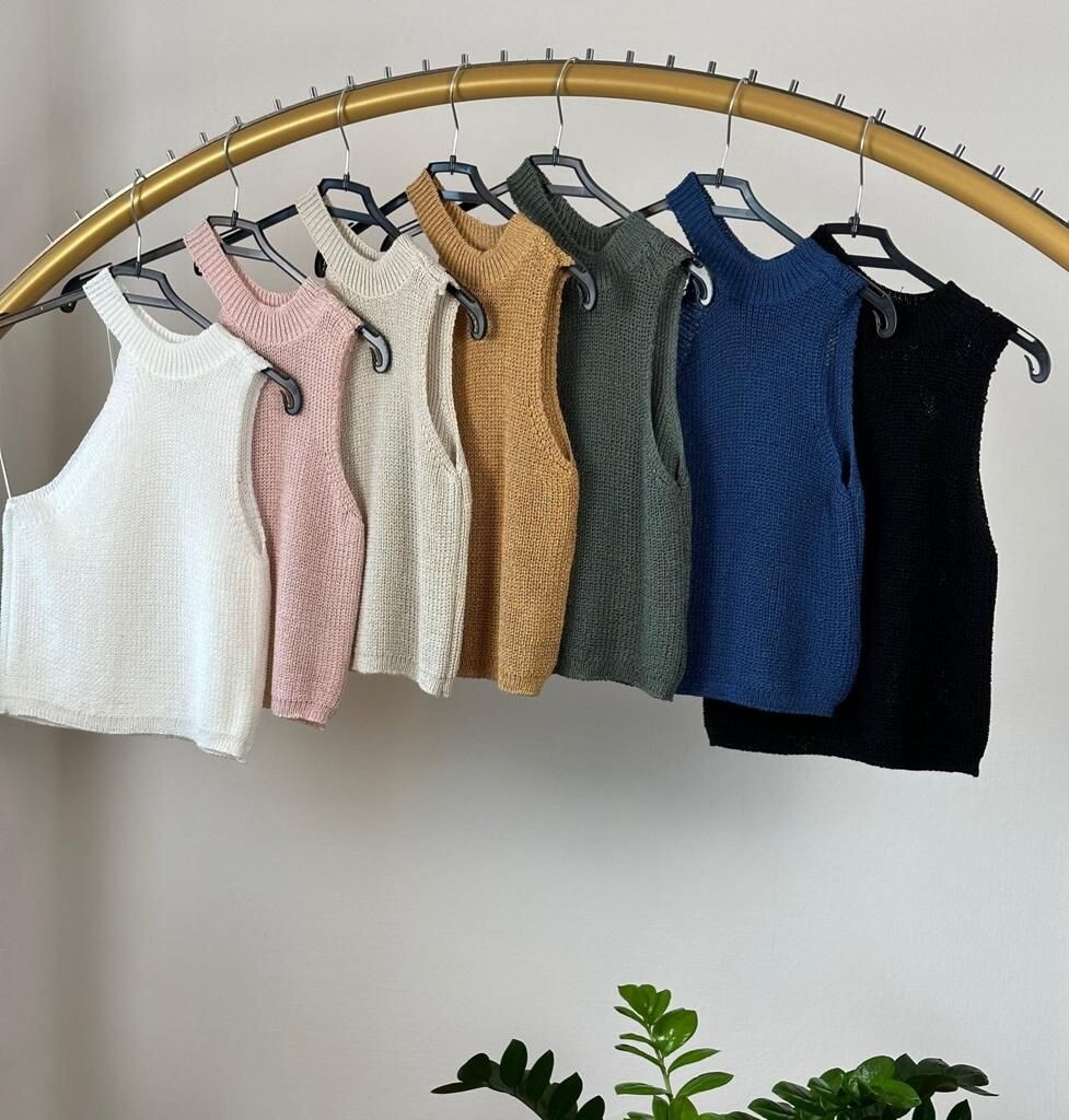 Sexy Sleeve Cutout Cropped Top