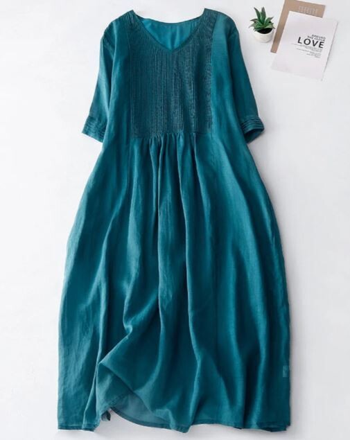 Solid color V-neck ramie dress