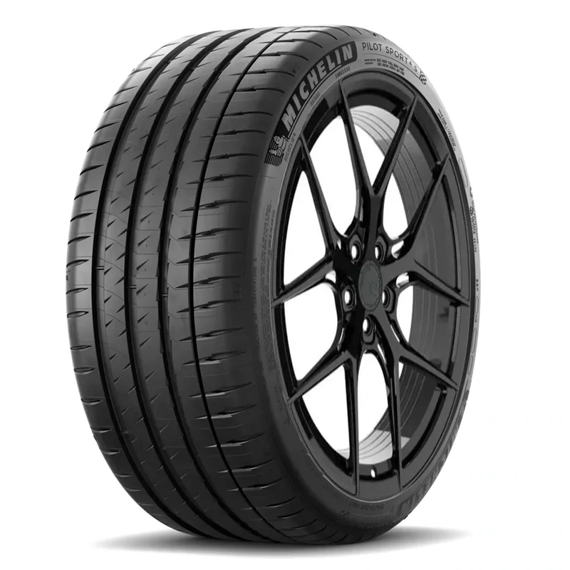 Avant Garde M580R Gloss Black Wheel and Tire Package for C8 Corvette