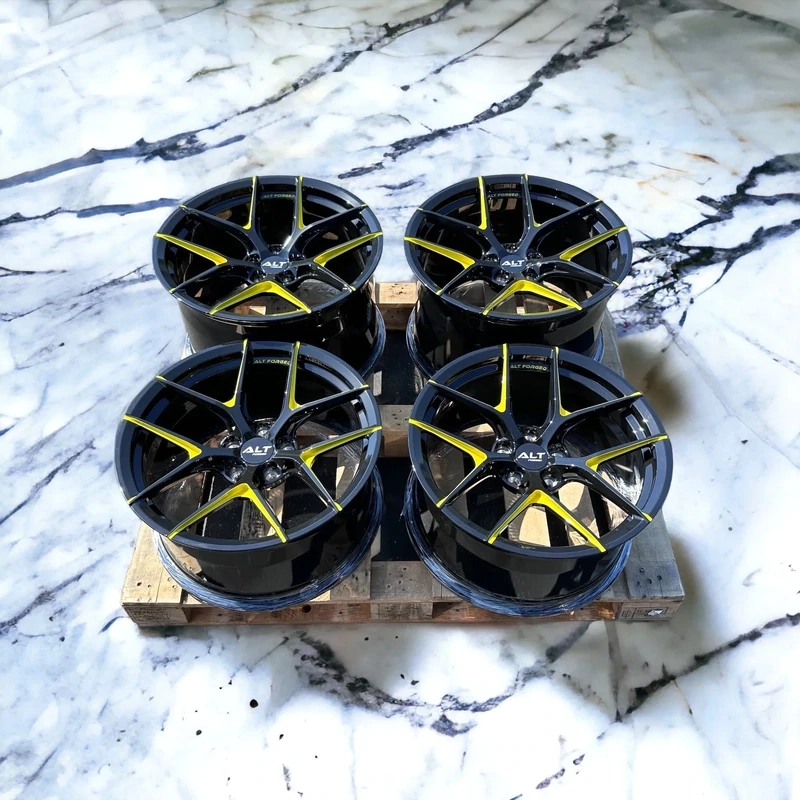 ALT5 Forged Gloss Black / Yellow wheels for C8 Corvette Z06 / E-RAY