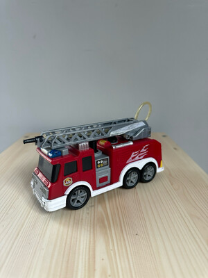 Fire Truck, Shooting Water (15 cm)