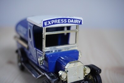 Toy Dairy Express Tanker