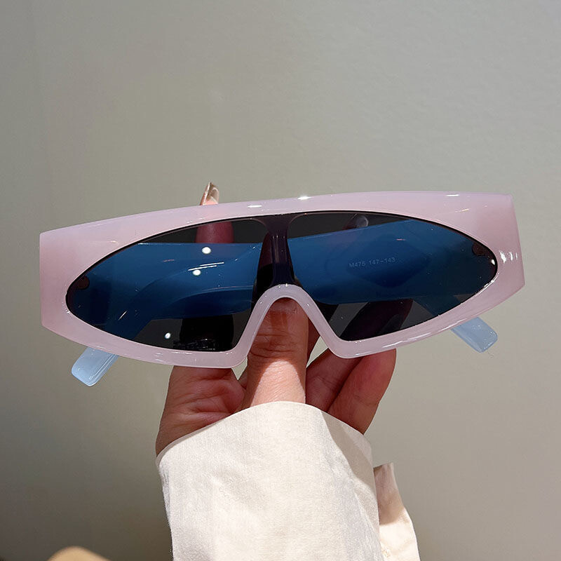 Retro Futuristic One Piece Shield Lens Sunglasses