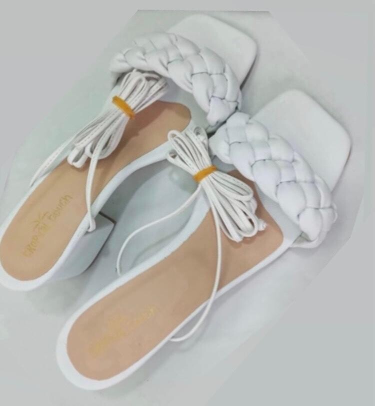 Samantha, Size: 37 (24 cm), Color: White