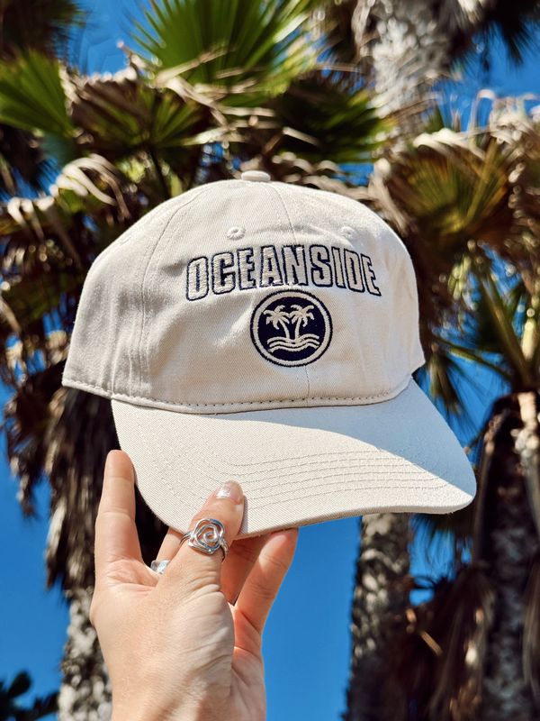 Palms-Wave in Circle Oceanside Stone Cap
