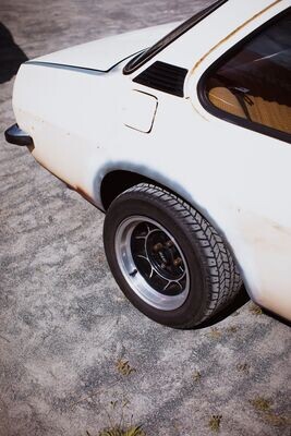 MUSCLE & OLD SCHOOL WHEELS