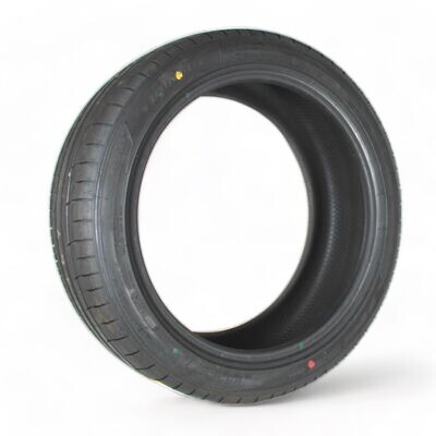 DUNLOP 225/45ZR18 95Y SPORT MAXX 050+ | Buy performance tyres