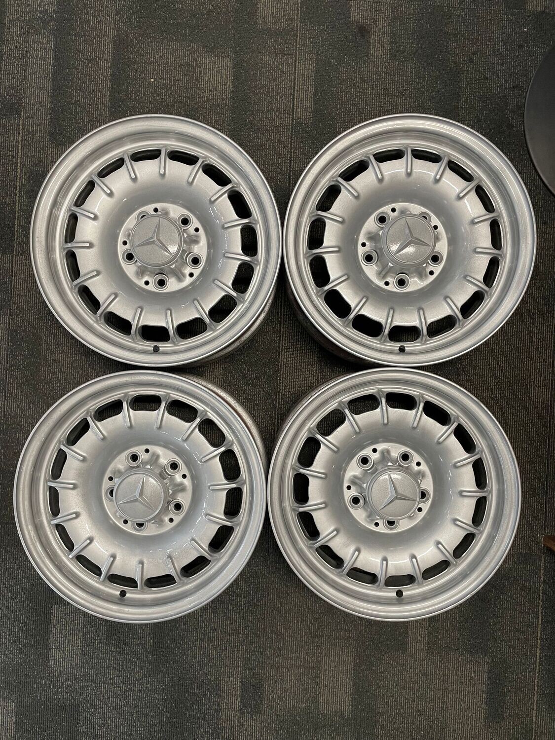 *RECONDITIONED* 14" SET 4 MERCEDES BENZ BUNDT SILVER PCD: 5/112 ET32P